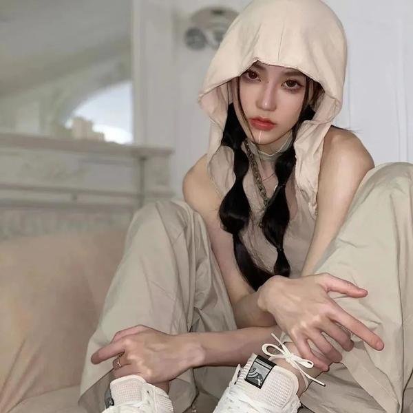 历尽沧桑一美人